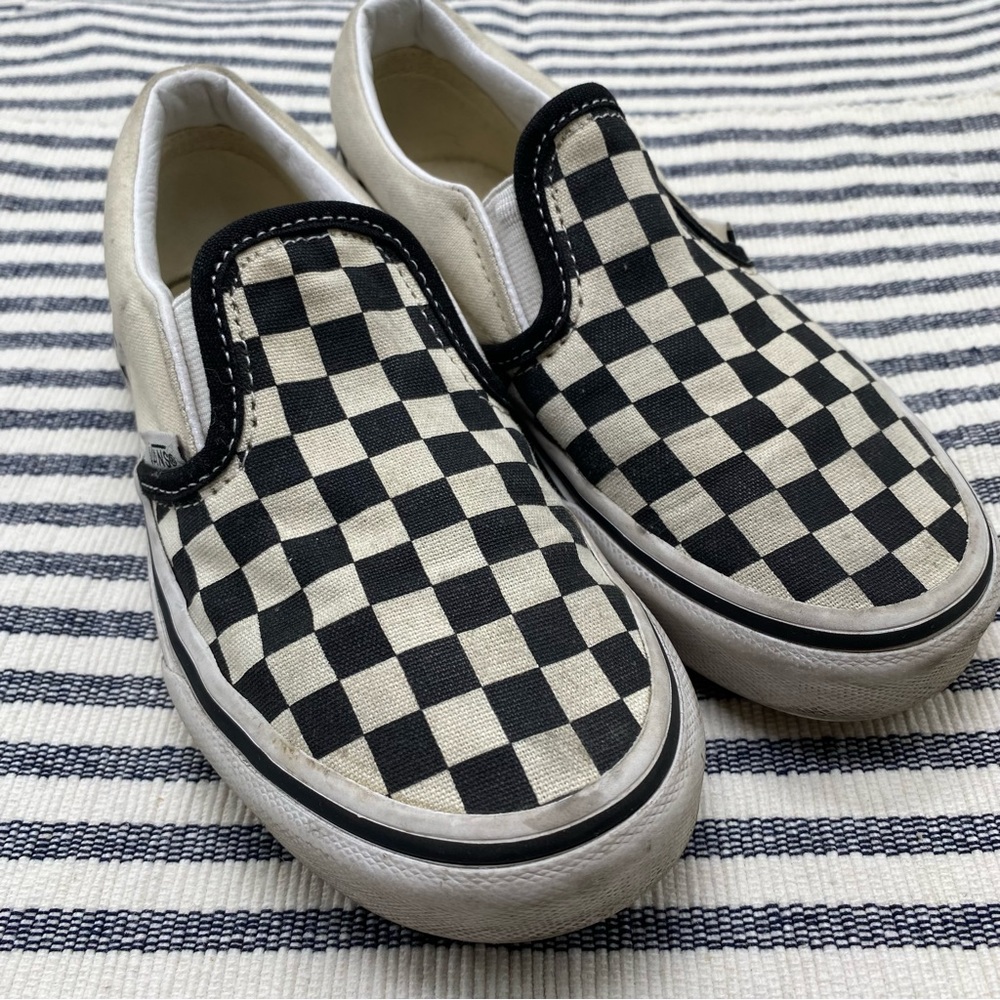 Checkered slip ons